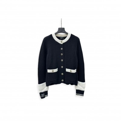 CHANEL COCO NEIGE JACKET P7969